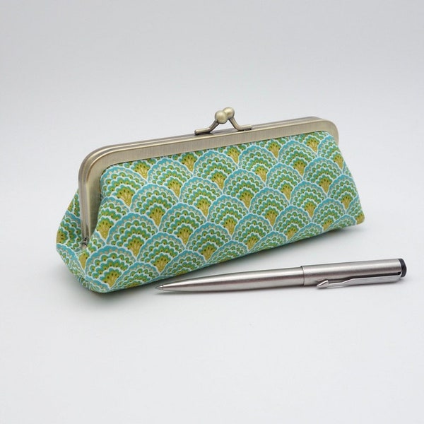 Kisslock pencil case - Blue, green and golden scallops - Closure through long metal frame for easy acces to contents