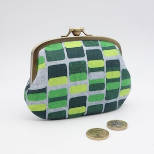 Porte-monnaie à fermoir double, 2 compartiments et deux poches pour cartes, tissu vert menthe, vert anis et gris