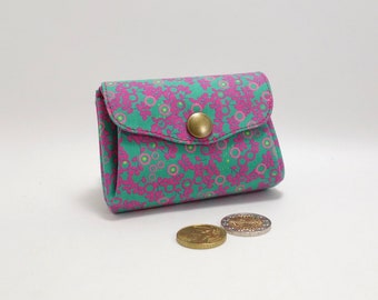 Change purse and card holder, emerald green & hot pink, 3 pockets, snap button closure