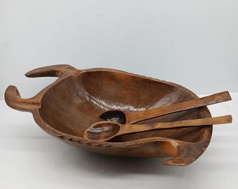 Vintage Wood Crab Shaped Salad Bowl And Salad Tongs 3 Pc Set