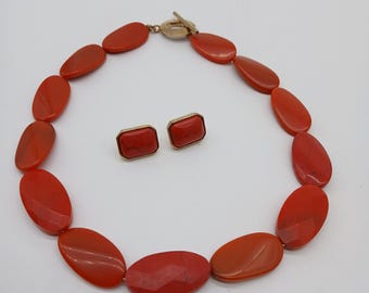 Liz Claiborne Red Coral Resin Necklace With Clip On Earrings Set