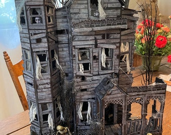 Haunted House DIY Decoration Kit