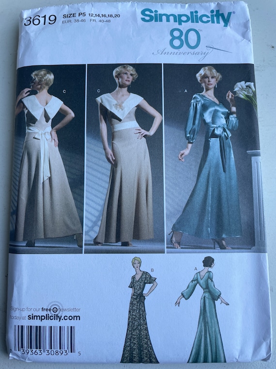 green emerald velvet dress Vintage 1980's Emerald Beaded Silk Evening Gown / Size 10-12  Xtabay  Vintage