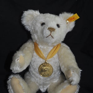 シュタイフ ミレニアム 2000 テディベア 420184 限定版 – 32 cm