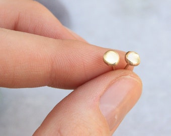 Pebble Gold Earrings, 14k Gold Stud Earrings, recycled yellow gold, white gold or rose gold
