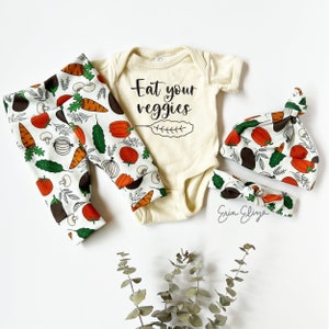 Eat your veggies baby outfit, Vegetable lover baby gift, Vegan baby gift idea, Vegetarian gift idea baby, Vegetable pants baby