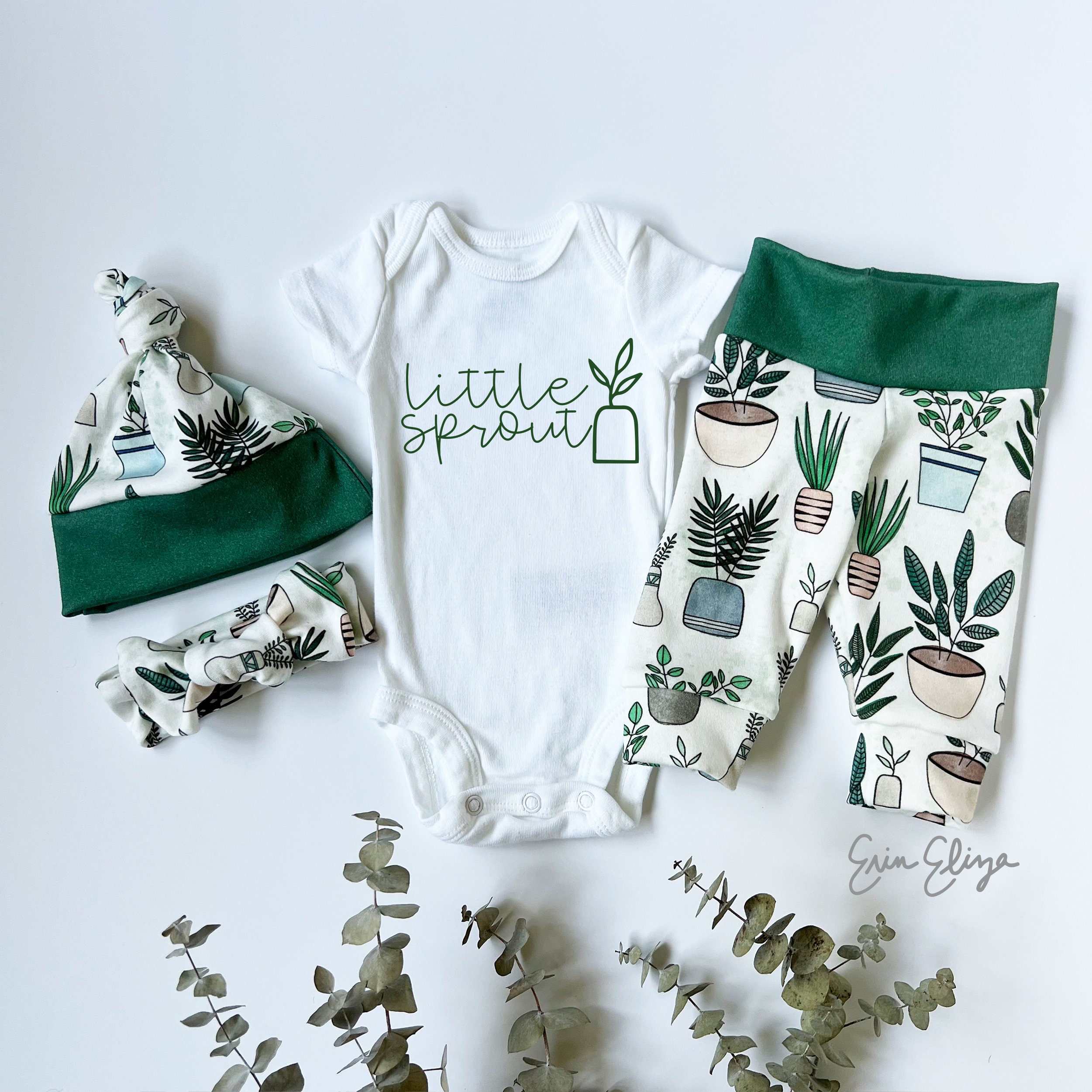 Petite pousse de bébé, tenue végétale neutre pour bébé, cadeaux
