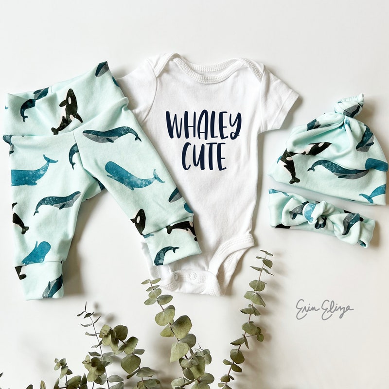 Adorable Summer Baby Whale Print Outfit – Soft & Comfy Set