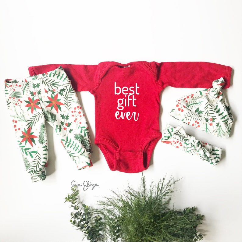 Baby's first Christmas, Christmas baby gift, Newborn best gift ever outfit, Christmas baby outfit gender neutral, Holiday baby outfit 