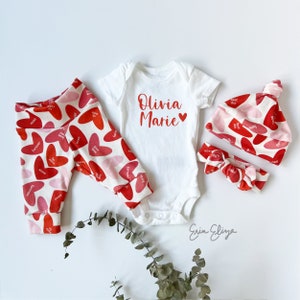 Personalized baby Valentine's Day coming home outfit, Hearts outfit baby girl, Coming home outfit Valentine's Day, Newborn outfit hearts