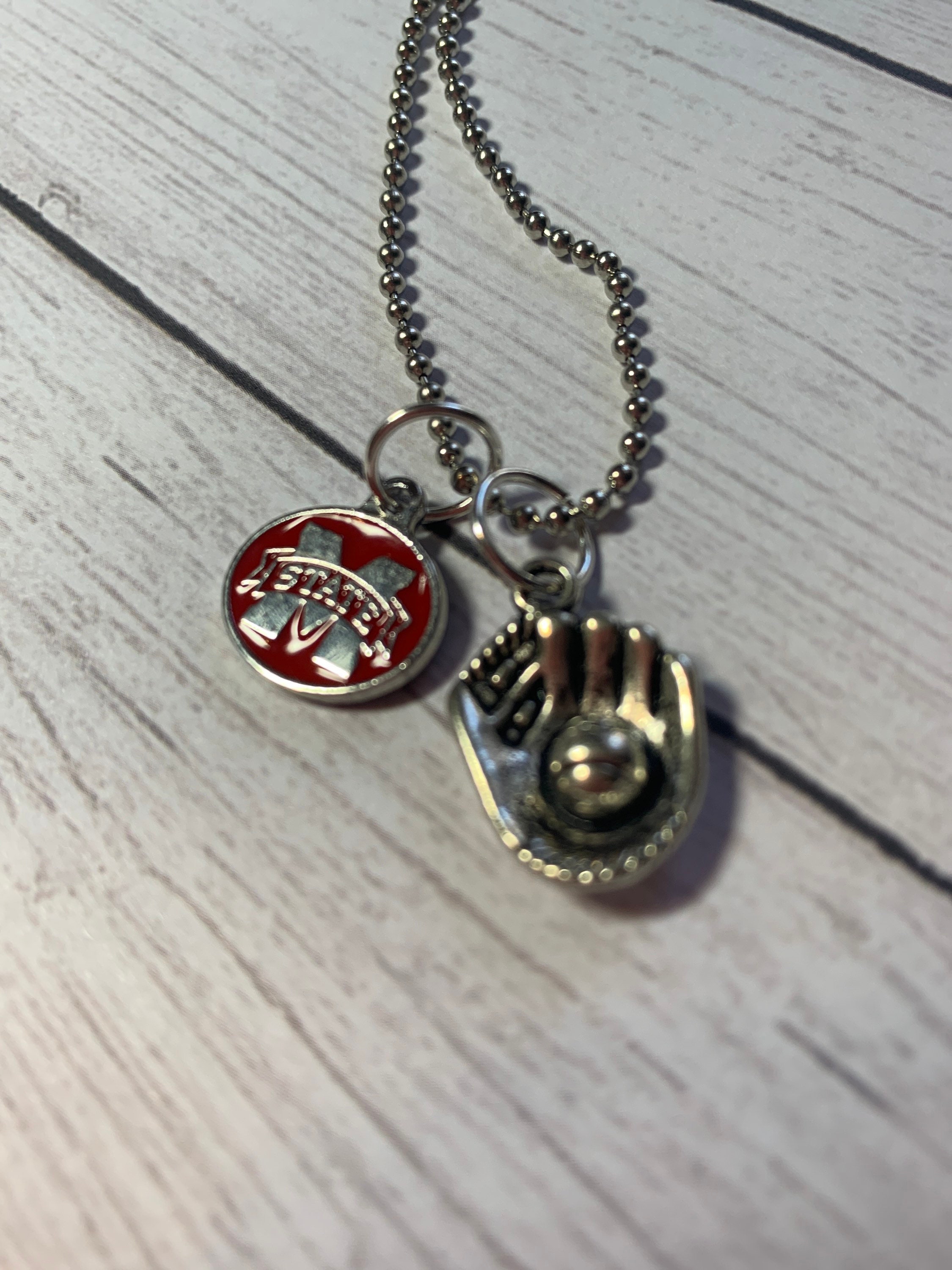 Mississippi State University Football Necklace MSU - uim-makassar.ac.id