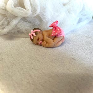 Polymer clay baby girl,dollhouse,ooak,cake topper,baby shower,gift,mini doll,newborn,baby shower,nursery,artist doll ,figurine