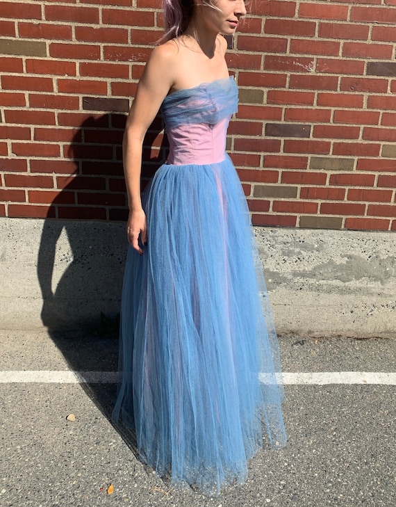 50's Dreamy Vintage Gown