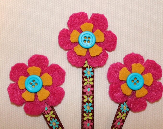 3 Pink Felt Flower Bookmarks Etsy