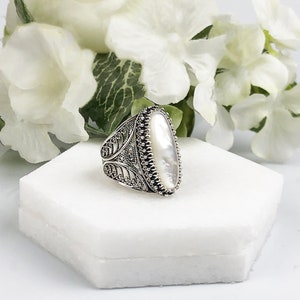 Natural White Mother of Pearl Silver Statement Ring, Sterling Silver Genuine White Mother of Pearl Filigree Elongated Ring Women Jewelry