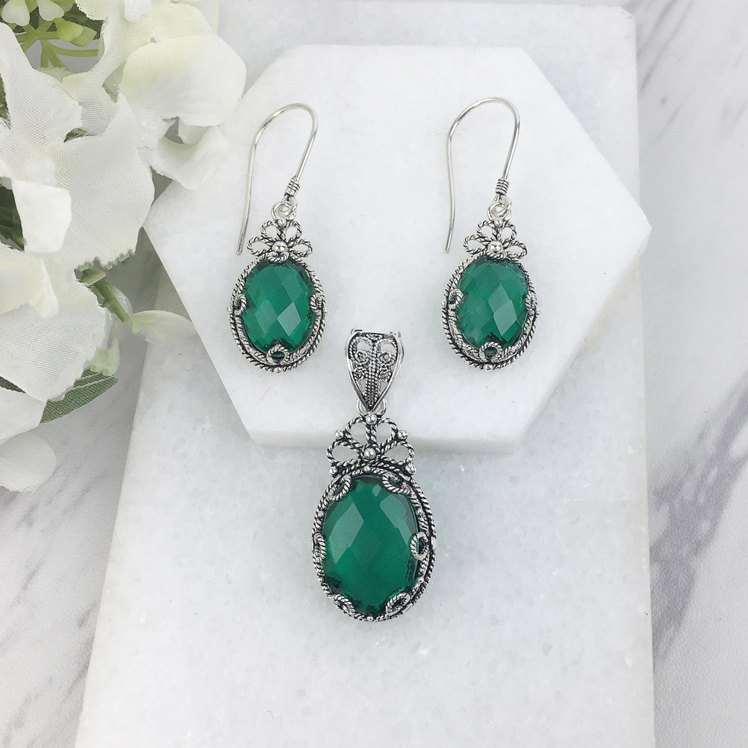 Emerald Green Quartz Silver Earrings Pendant Set, 925 Sterling Silver