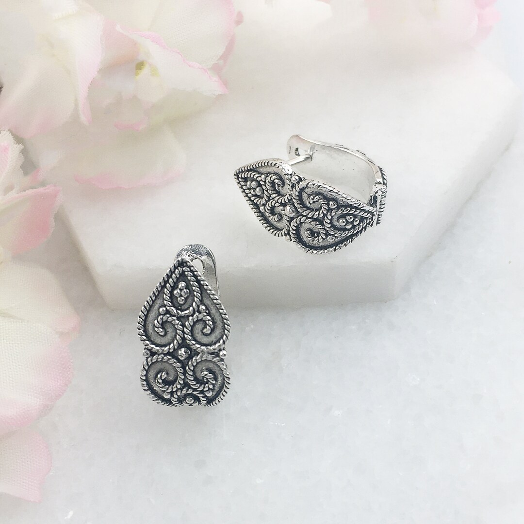 925 Sterling Silver Inlaid Zircon Heart Huggie Earrings main image 1