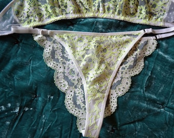 Panty in pizzo regolabile al neon e bianco, taglia XL, lingerie fatta a mano, pronta per la spedizione