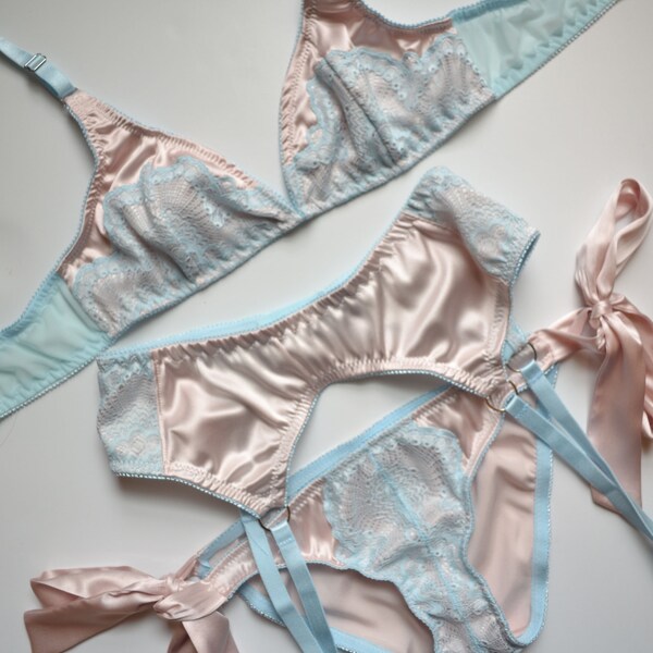 775111 Patch of Petals Lace Bralette and Shorts Lingerie Set - Spice main image 1