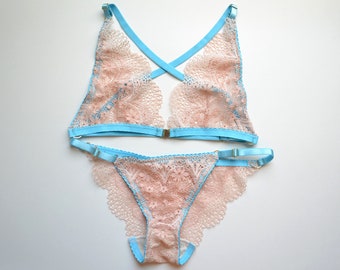 SAMPLE SALE, Boho Front Closure Plunge Lace Bralette and Panty Set, Handmade Lingerie