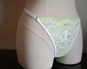 Mutandina in pizzo regolabile al neon e bianco, lingerie fatta a mano, pronta per la spedizione