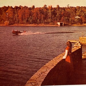 Beautiful Lake Catherine, Hot Springs, Arkansas, carte postale vintage