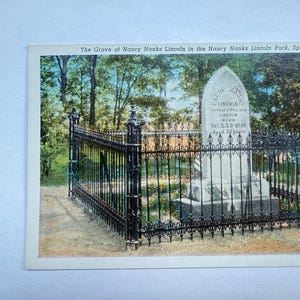 Carte postale La tombe de Nancy Hanks Lincoln dans le parc Nancy Hans Lincoln Memorial Park, Spencer, Indiana, vintage
