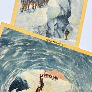 Paire de cartes postales sur les glaciers, grotte de glace sur le glacier Paradise, rimaye des glaciers près du sommet, parc national Rainier, cartes postales vintage en lin