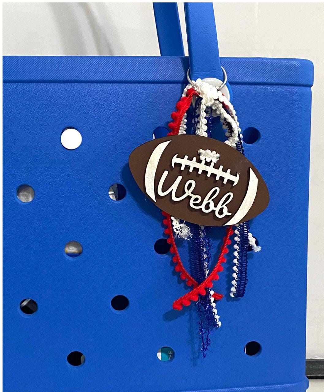 Football Mama Charm, Fußballtasche oder Auto Charm, Football Mom Anhänger, personalisierter Taschenanhänger, personalisierter Sportanhänger, Namensanhänger, Taschenanhänger,