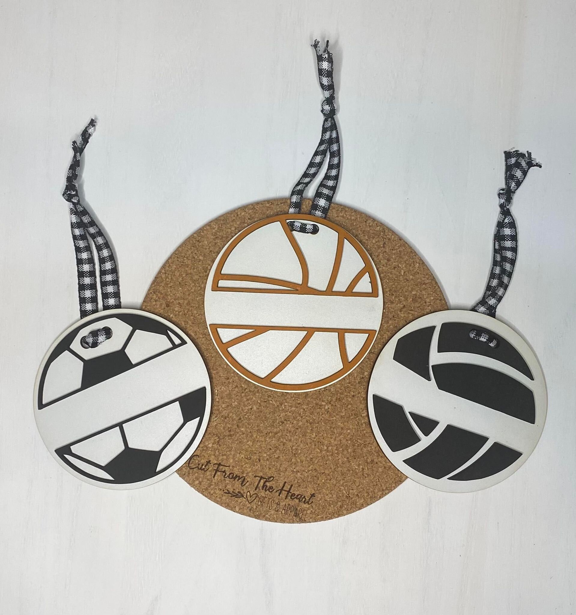 Football Mama Charm, Fußballtasche oder Auto Charm, Football Mom Anhänger, personalisierter Taschenanhänger, personalisierter Sportanhänger, Namensanhänger, Taschenanhänger,