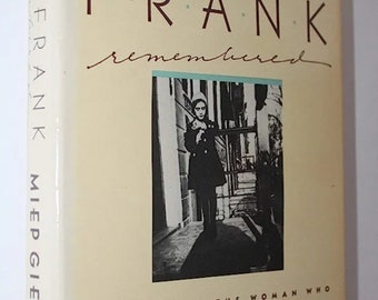 Anne Frank Remembered: The Story of the Woman Who Helped to Hide the Frank Family Book