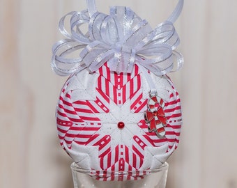 fabric ornament no sew Christmas ornament gold bow stars violet and sparkle purple fabrics and wreath charm Holiday quilted ornament
