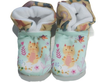 Cute Tabby Kitten Baby Booties (One Size Fits Most 0 - 18 Months)