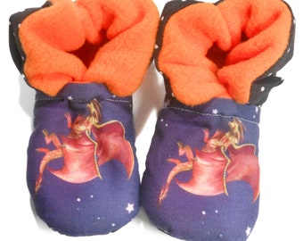 Dragon Baby Booties (One Size Fits Most 0-18 Months)