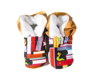 Bookworm Library Baby Booties (One Size Fits Most 0-18 Months)