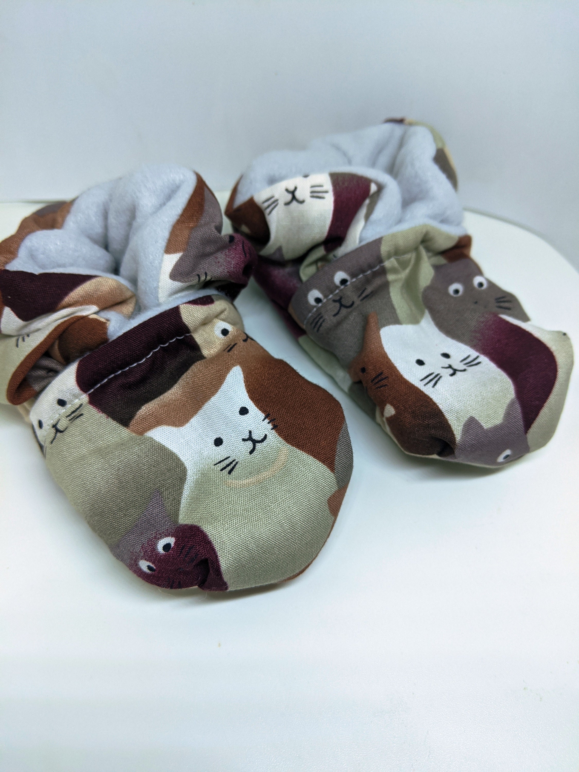 Cat Lovers Baby Booties One Size Fits Most 0 18 Months Etsy