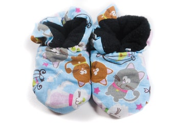 Cute Kitties Baby Booties (One Size Fits Most 0-18 months)