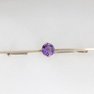 Early 20th Century 9ct Yellow Gold Amethyst Bar Brooch - Circa: 1900