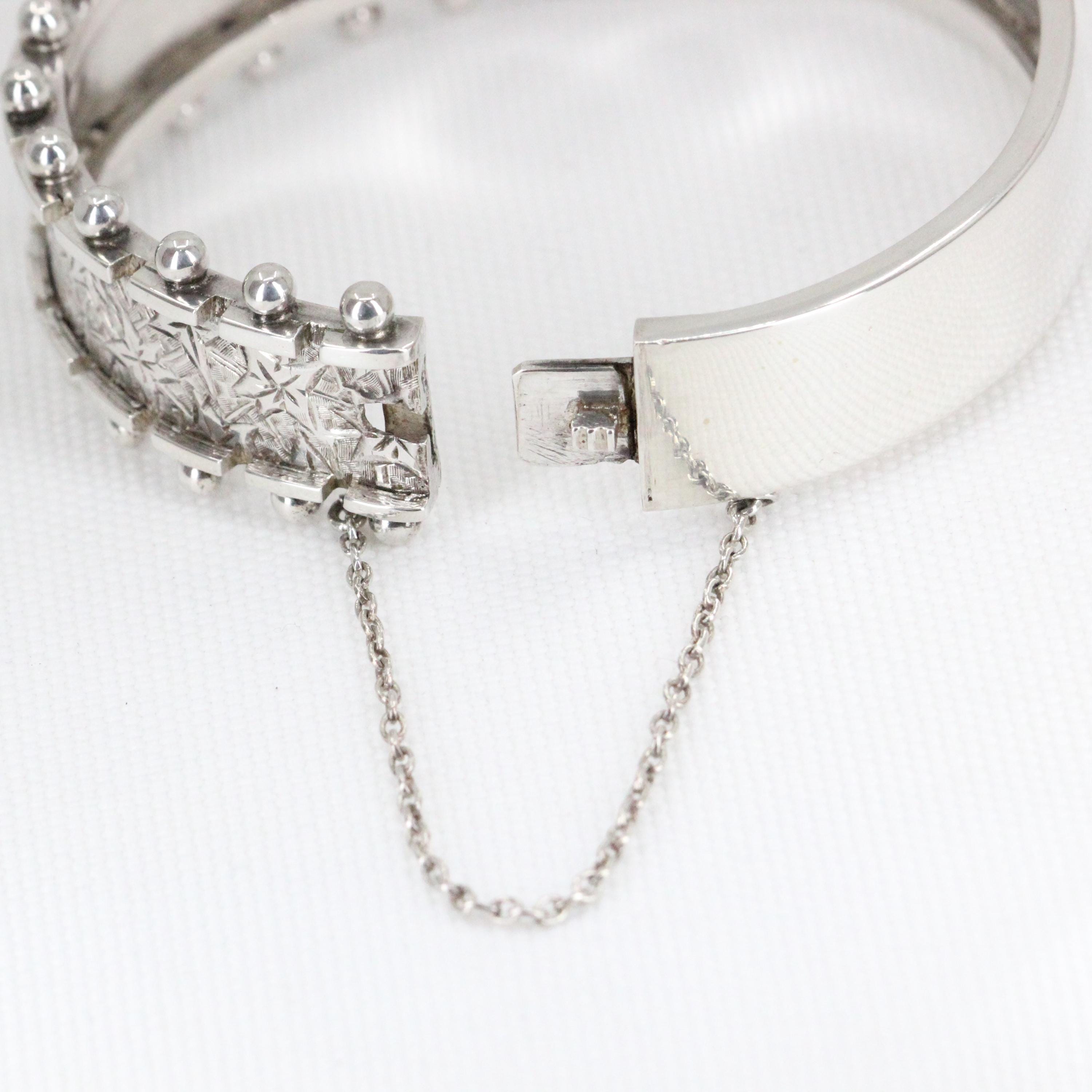 Bracelet Ancien En Argent Massif Pour Enfant - Style Manchette Articulée XIXème Siècle - Occasion