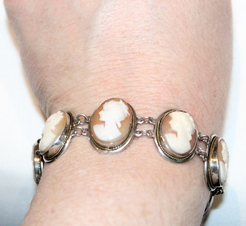 Continential Silver Cameo Bracelet C:1940/'s