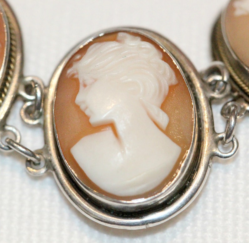 Continential Silver Cameo Bracelet C:1940/'s