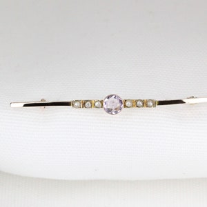 Antieke 9 karaats geelgouden broche met amethist en parelzaad - circa: 1900
