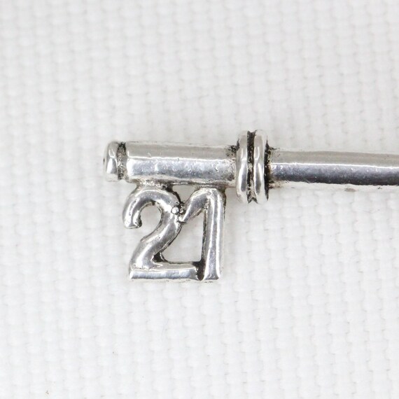 Ciondolo Lock & Key - Simbolo di Devozione in Argento Artigianale