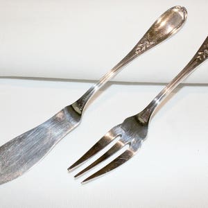 Lauriers by Ercuis Fish Serving Set – Silver Plate French Cutlery – Art Deco Style – Dessert or Fish Server Set – Gift Boxed Flatware