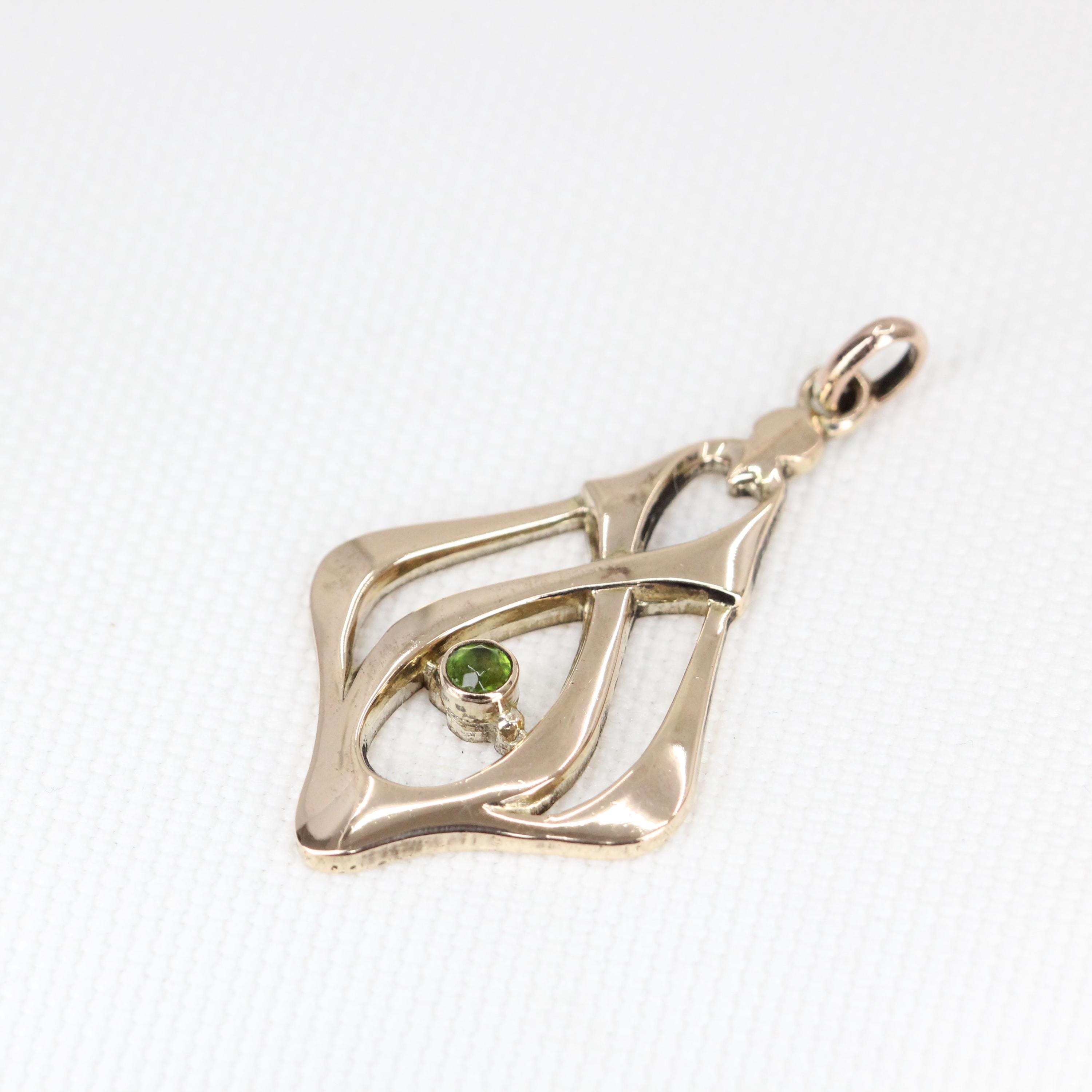 Collier Vintage Or Avec Pendentifs Pampilles Verre Pierre Verte - État Parfait - Modèle 1903