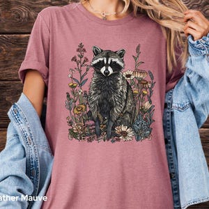Vintage Raccoon Flowers Tee, Animal Lover Gift, Nature Graphic Shirt, Unisex Top, Botanical T-shirt, Bella and Canvas, Retro Woodland Design