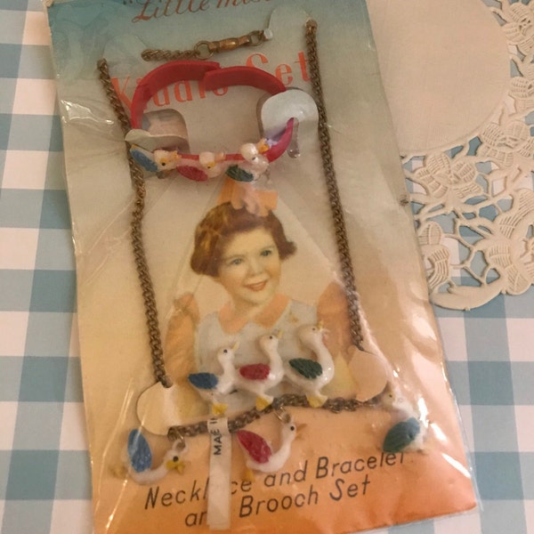 Vintage Little Girl's 1950's Little Miss Kiddie Set On Original Card Necklace-Bracelet-Pin~ New Old Store Stock Jewelry Set