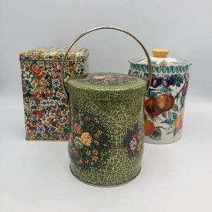 Vintage Auswahl an Blumen- oder Fruchtkeks-Keksdose Abheben oder Klappdeckel Dekorative Bunte Aufbewahrungsgeschenkbox Daher George W Horner