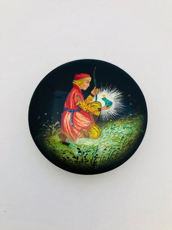 Vintage Trinket Box Russian Lacquerware Fairy Tal… - image 2