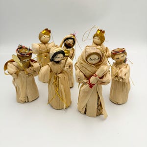 Vintage Corn Husk Nativity Set Hand Made 7 Piece Set - Unique Folk Art